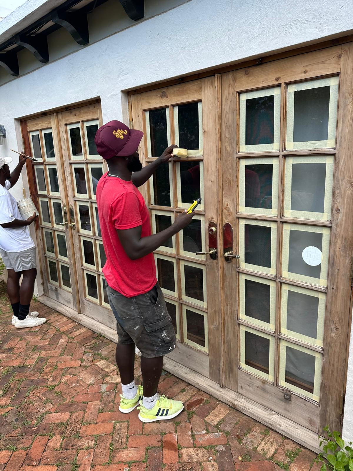 Wood staining project Bermuda